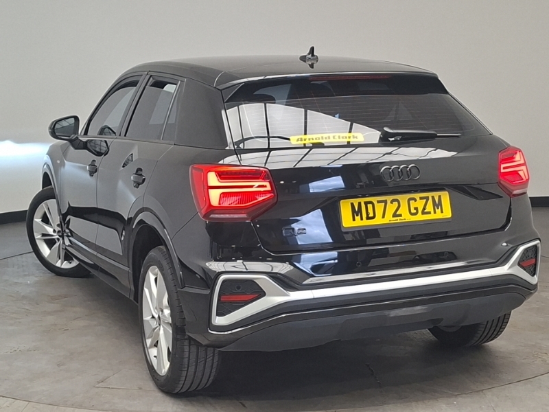 Audi Q2 35 Tfsi S Line S Tronic Black #2