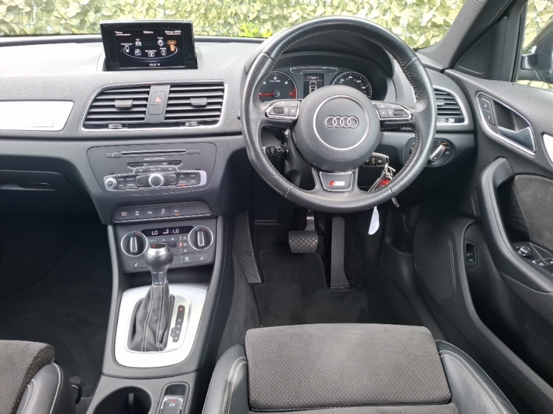 Audi Q3 2.0 Tdi Se 148 Bhp Grey #8