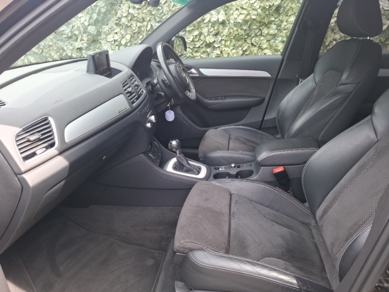 Audi Q3 2.0 Tdi Quattro S Line Plus S Tronic Black #5