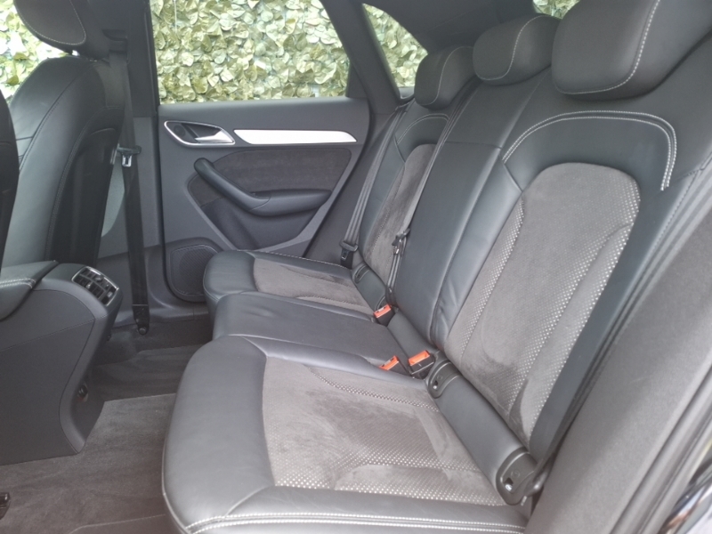 Audi Q3 2.0 Tdi Quattro S Line Plus S Tronic Black #6