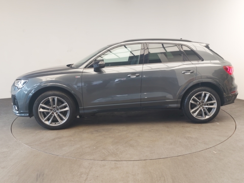 Audi Q3 35 Tfsi Black Edition S Tronic Grey #4