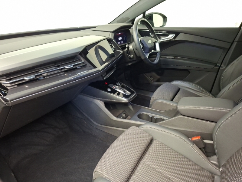 Audi Q4 E Tron 150Kw 40 82Kwh S Line Black #5