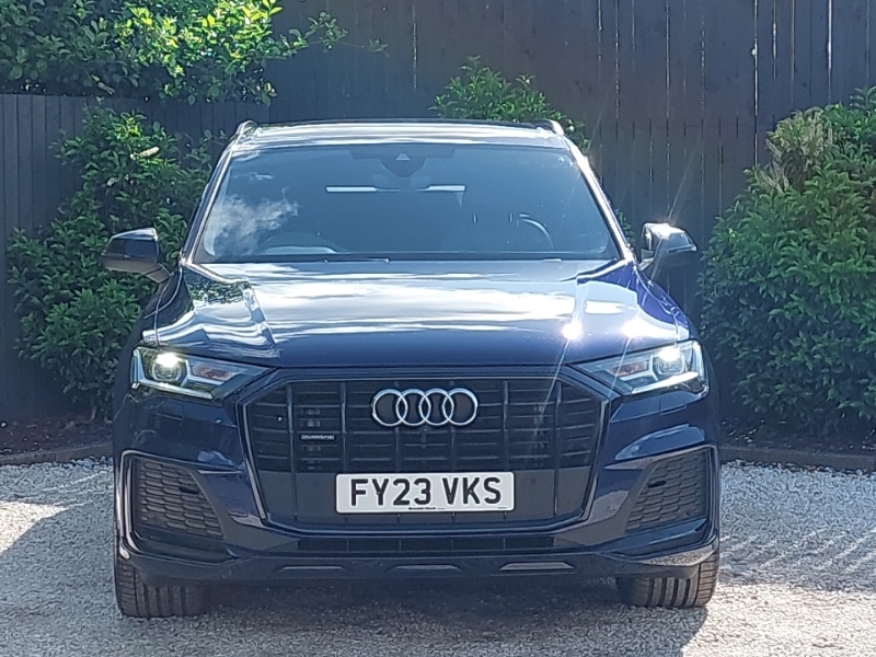 Audi Q7 3L Black Edition Black #14