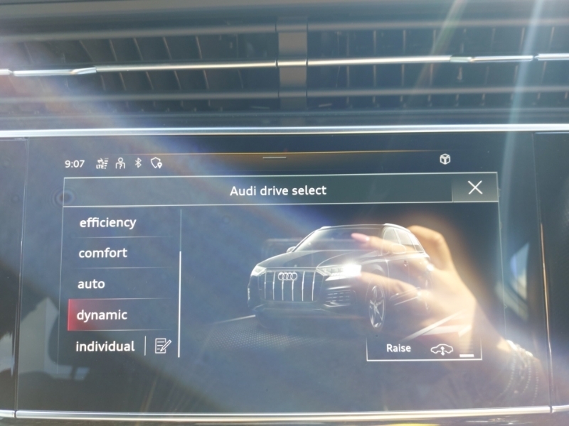 Audi Q7 3L Black Edition Black #17