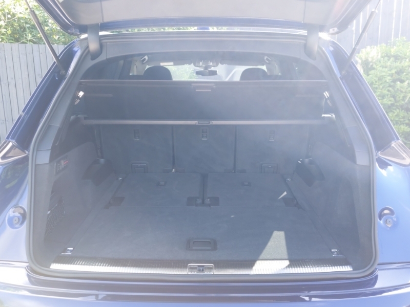 Audi Q7 3L Black Edition Black #18