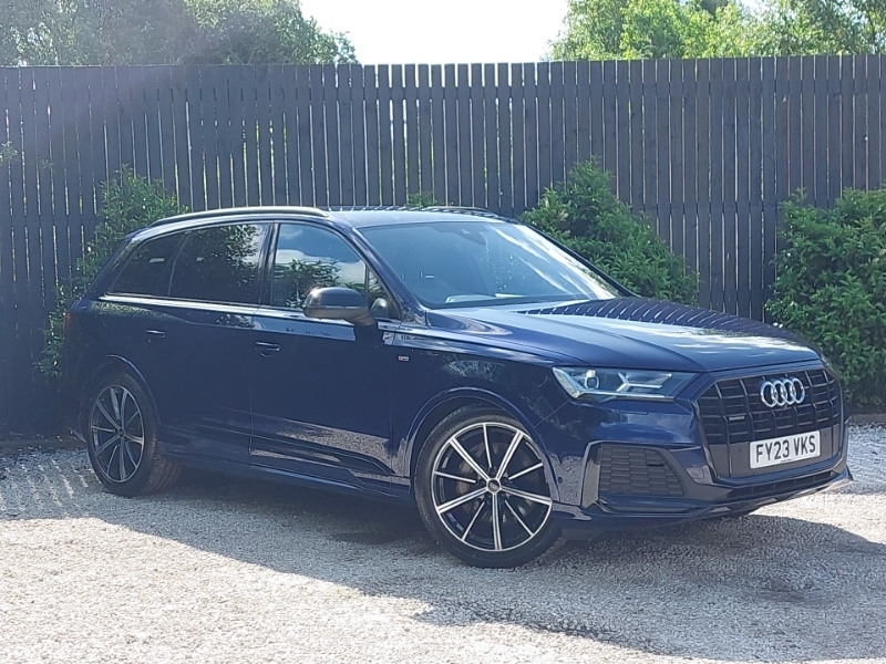 Audi Q7 3L Black Edition Black #7