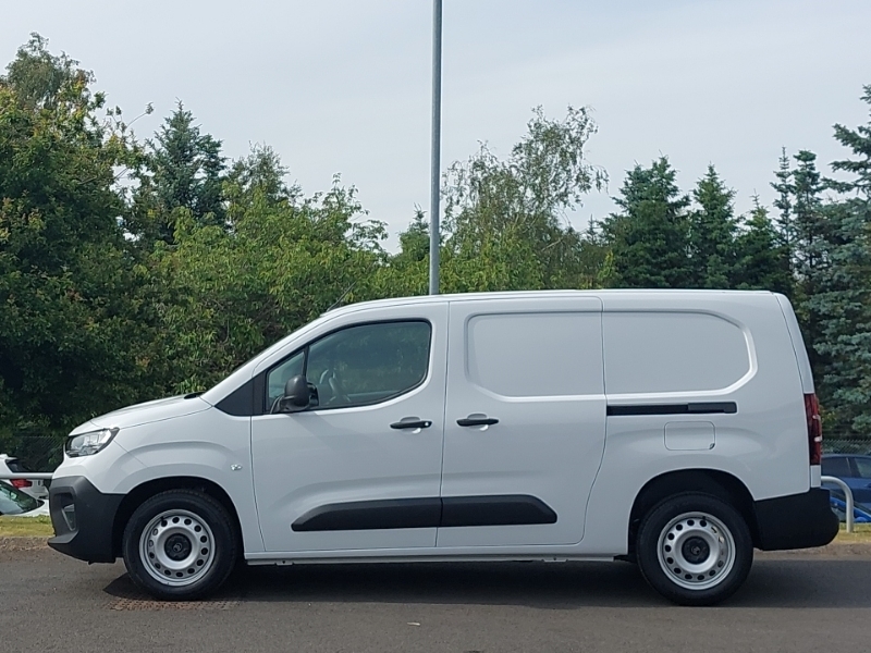 Citroen Berlingo 1.5 D 100Ps Van Enterprise Plus SM26TZL White #4