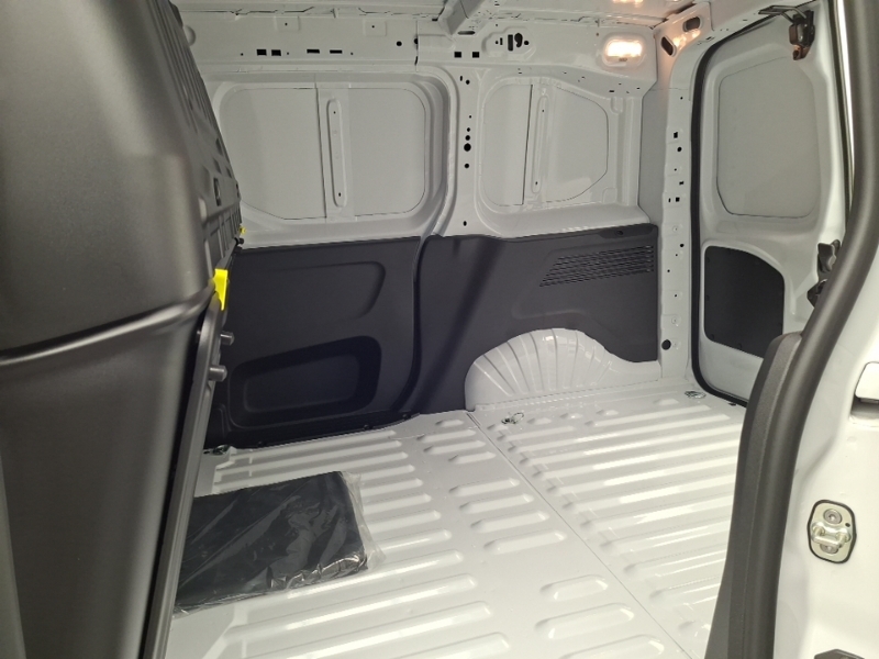 Citroen Berlingo 1.5 D 100Ps Van Driver White #6