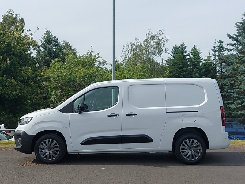 Citroen Berlingo 1.5 D 100Ps Van Driver SM26TWW White #4