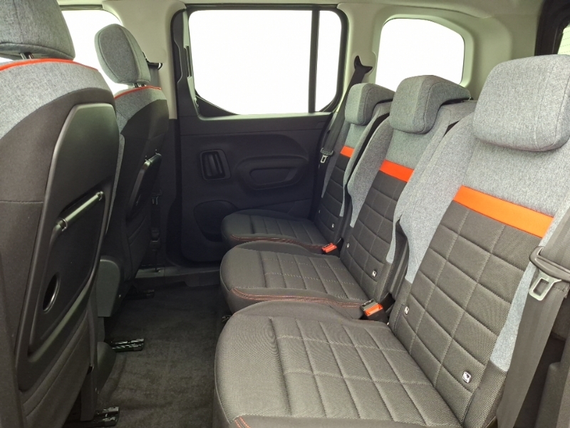 Citroen Berlingo 1.5 D 130 Max M Green #6