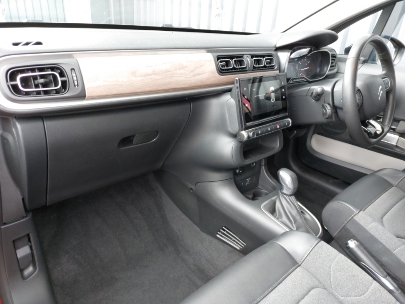 Citroen C3 1.2 Puretech 110 Shine Plus Eat6 Red #5