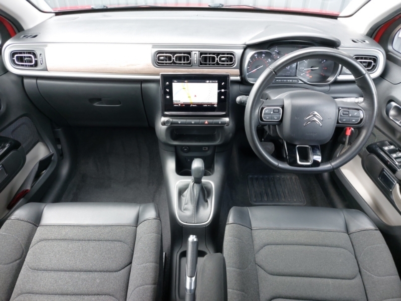 Citroen C3 1.2 Puretech 110 Shine Plus Eat6 Red #3