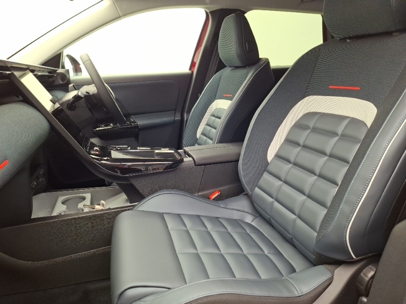 Citroen C5 Aircross 1.2 Hybrid 145 Max Red #5
