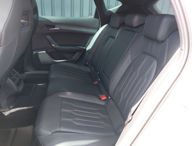 Cupra Formentor 1.5 Tsi 150 V2 Dsg White #6