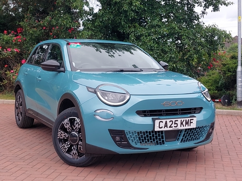 Fiat 600 1.2 Hybrid 48V Edct-6 Blue