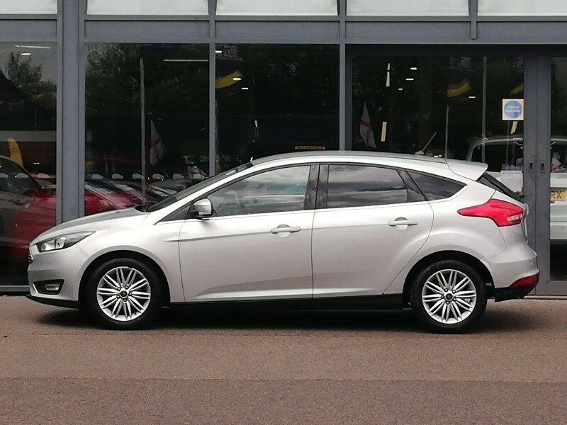 Ford Focus 1.0 Ecoboost 125 Zetec Edition Silver #4