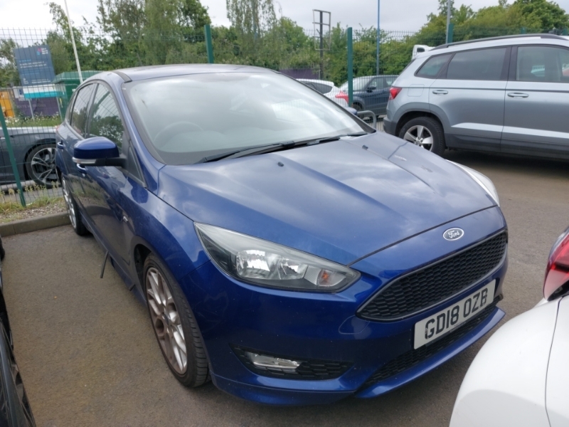 Ford Focus 1.0 Ecoboost 140 St-line Navigation Blue