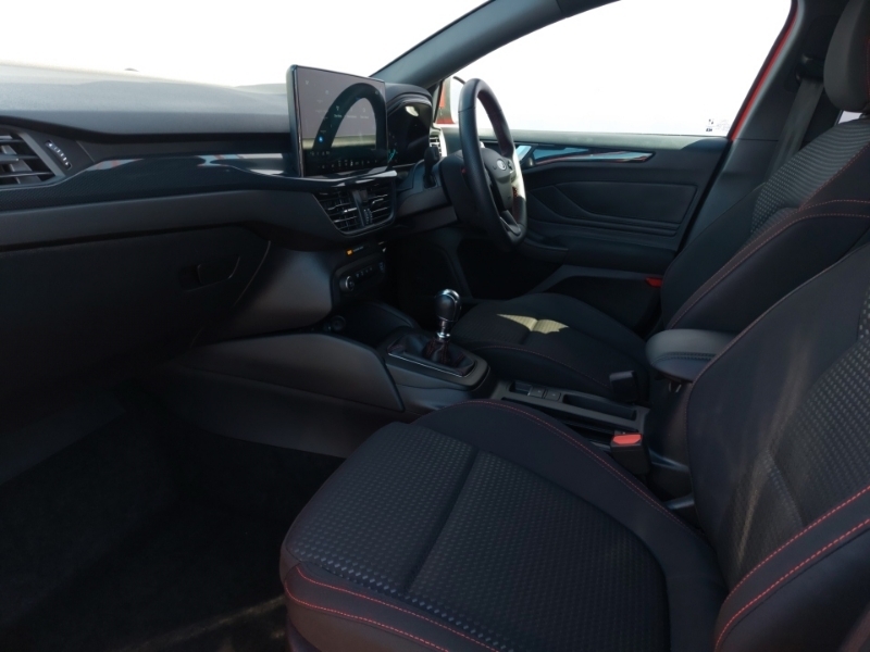 Ford Focus 1.0 Ecoboost Hybrid Mhev 155 St-line Red #5
