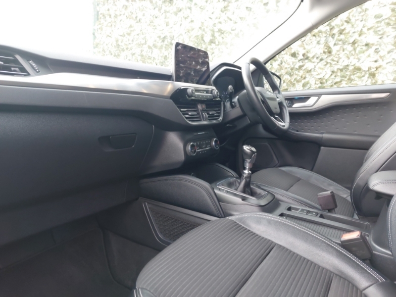 Ford Kuga 2.0 Ecoblue Mhev Titanium BJ70FNN Red #5