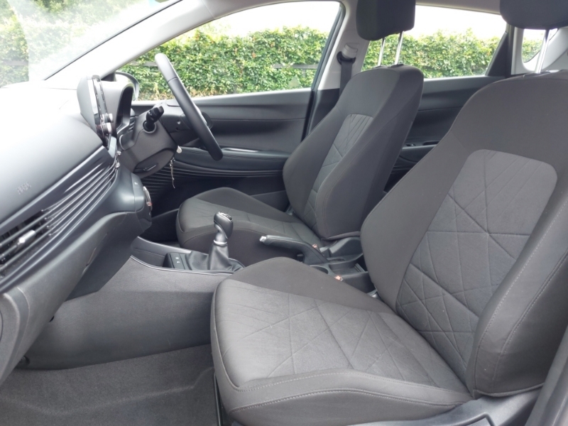 Hyundai Bayon 1.0 Tgdi 48V Mhev Se Connect D9BHD Grey #5