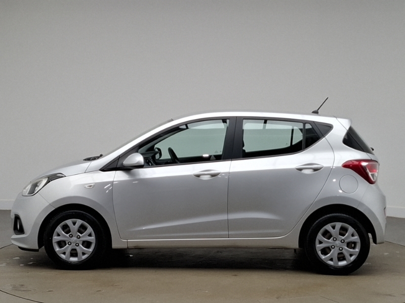 Hyundai I10 1.0 Blue Drive Se Silver #4