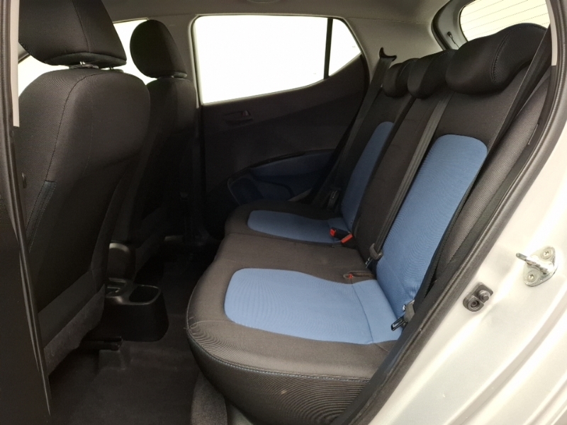 Hyundai I10 1.0 Blue Drive Se Silver #6