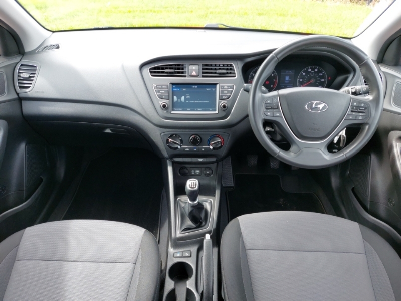 Hyundai I20 1.2 Mpi Se SD69AJU Red #3