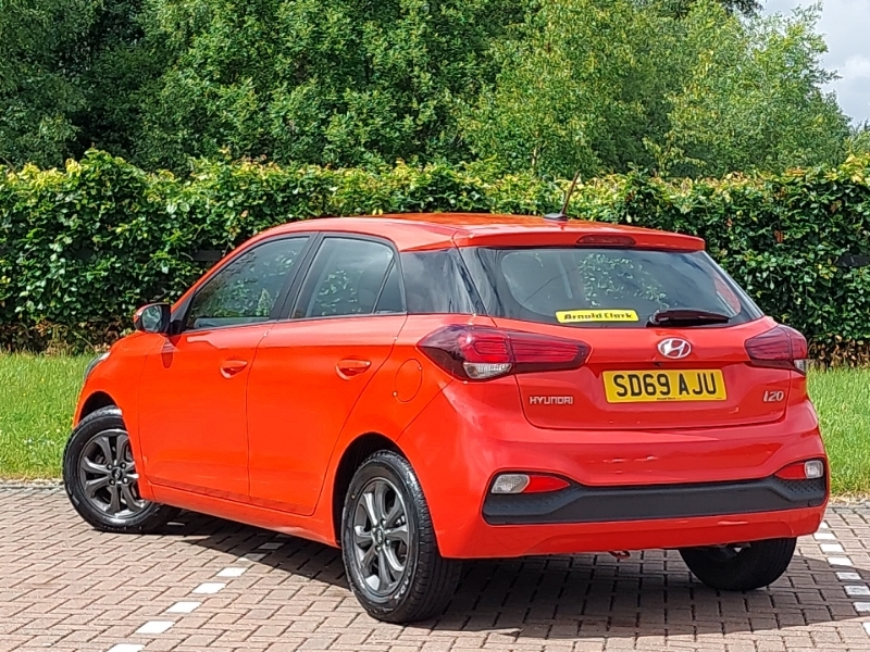 Hyundai I20 1.2 Mpi Se SD69AJU Red #2