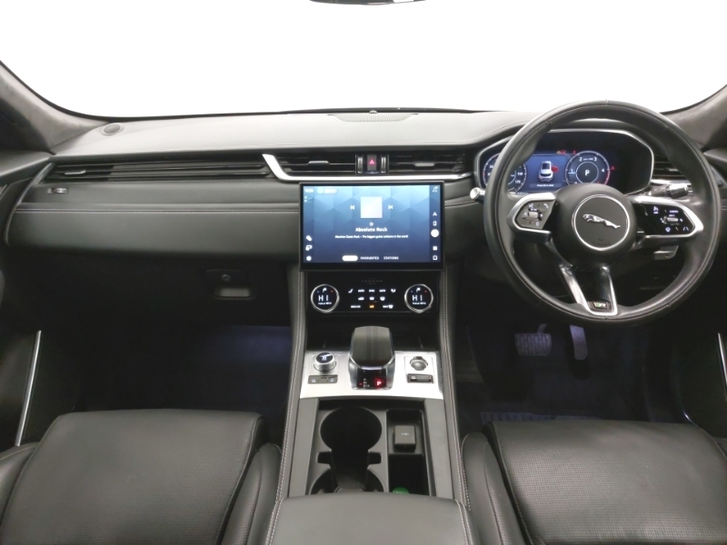 Jaguar F-Pace 2.0 D200 R-dynamic Hse Awd Black #3