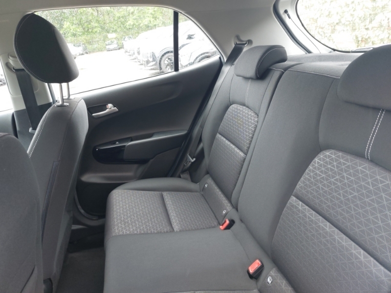 Kia Picanto 1.0 2 4 Seats SD71UHN White #6