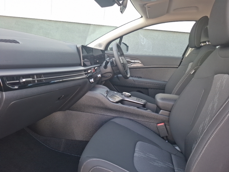 Kia Sportage 1.6T Gdi Hev Pure Black #5