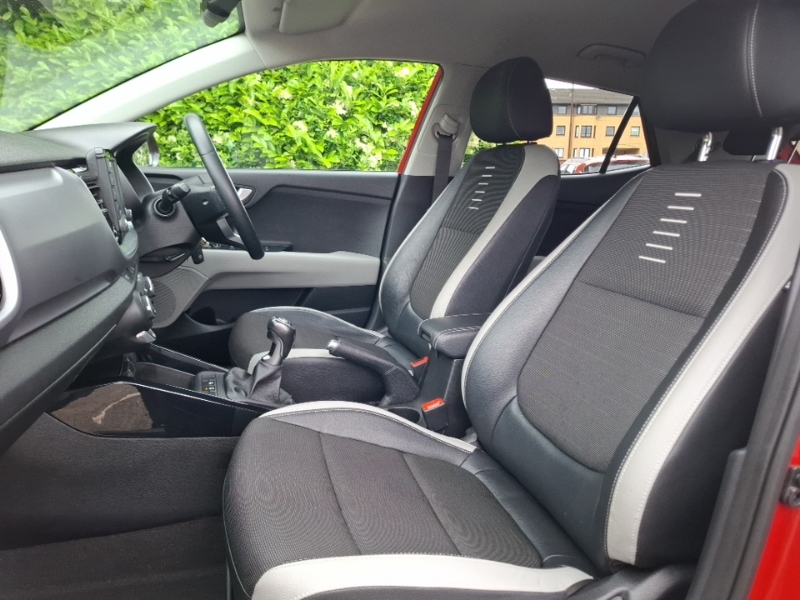 Kia Stonic 1.6 Crdi 3 Red #5
