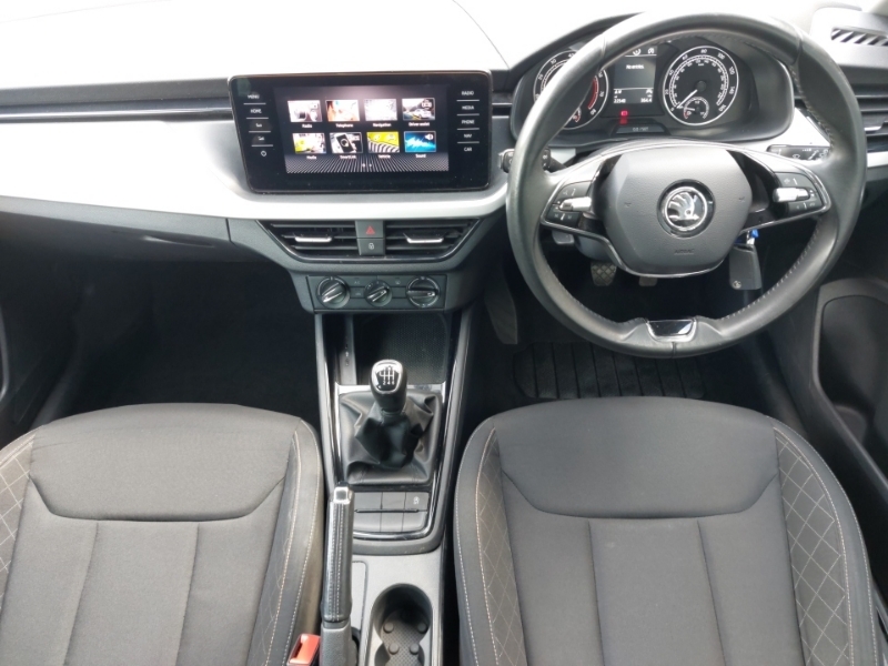 Skoda Kamiq 1.0 Tsi 110 Se Drive White #3