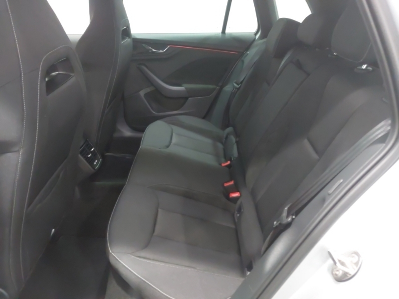 Skoda Kamiq 1.0 Tsi Design Edition Dsg Silver #6