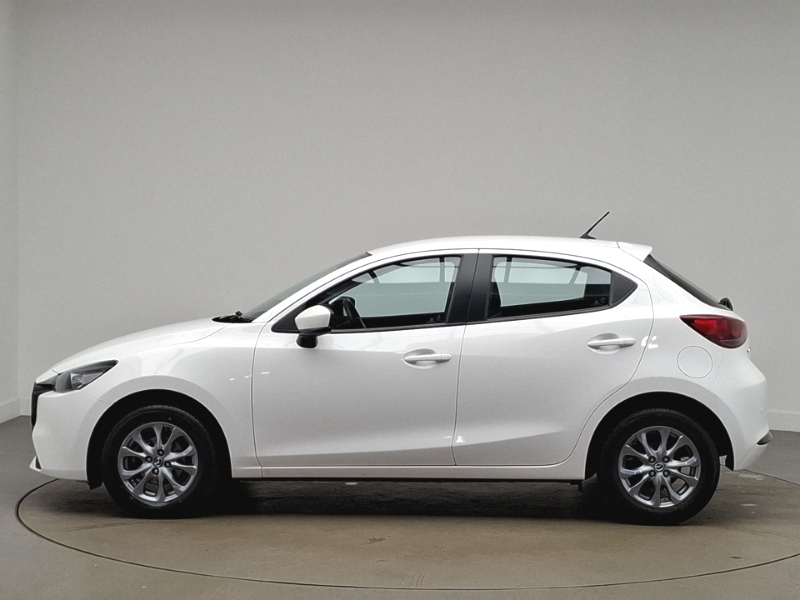 Mazda 2 1.5 Skyactiv G 75 Centre-line White #4