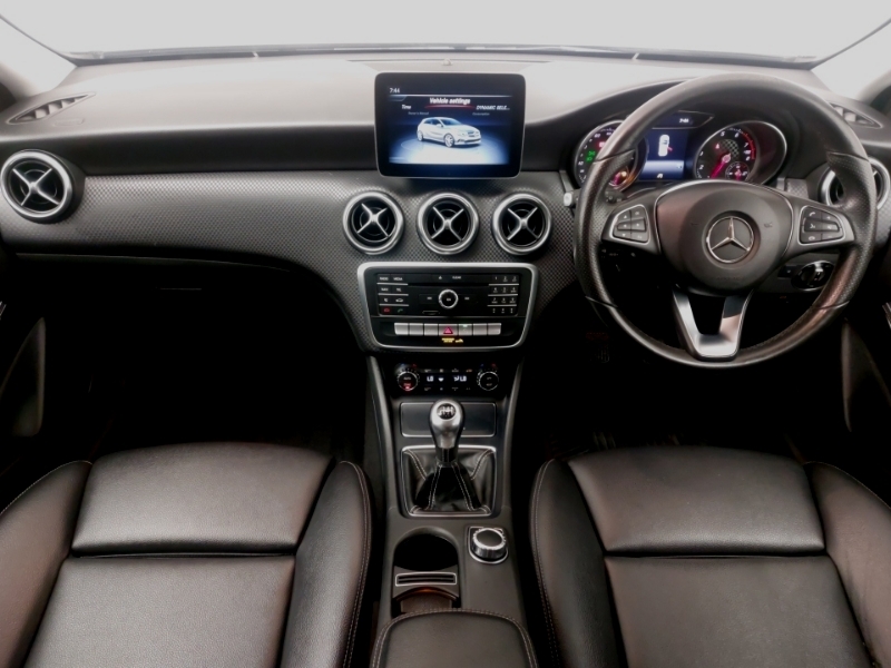 Mercedes-Benz A Class A160 Sport WG67GNJ White #3