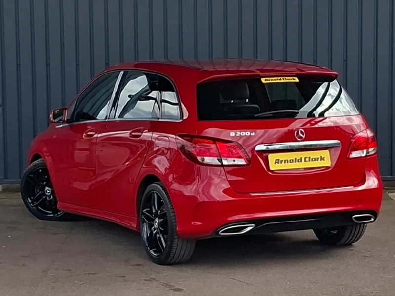 Mercedes-Benz B Class B200d Amg Line Red #2