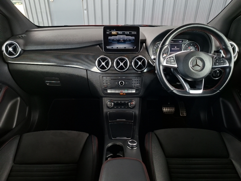 Mercedes-Benz B Class B200d Amg Line Red #3