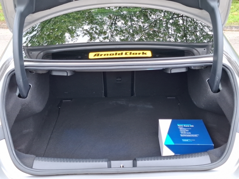 Mercedes-Benz CLA Class Cla 200 Amg Line Premium Plus Tip Silver #18