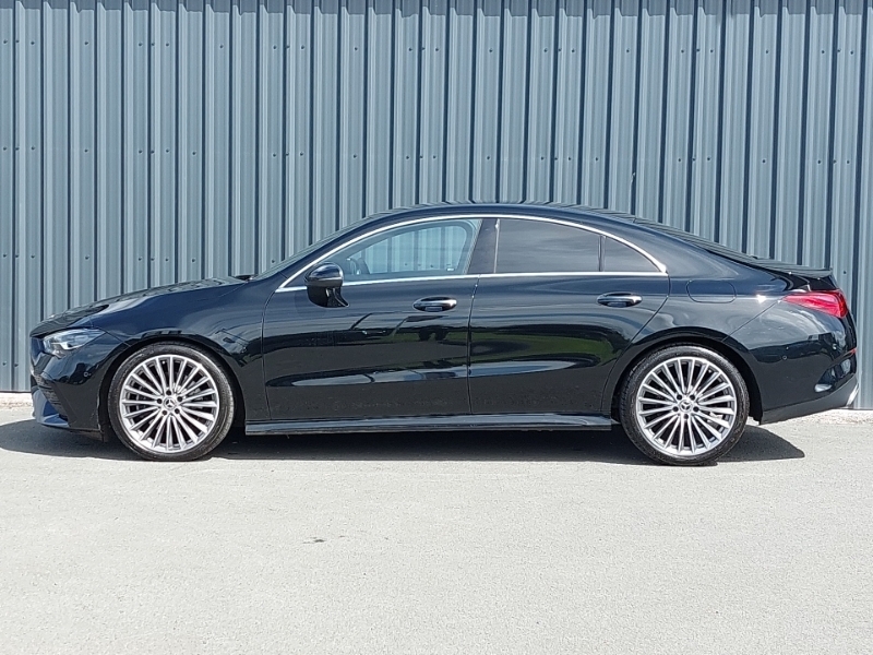 Mercedes-Benz CLA Class Cla 220D Amg Line Premium Tip Black #4
