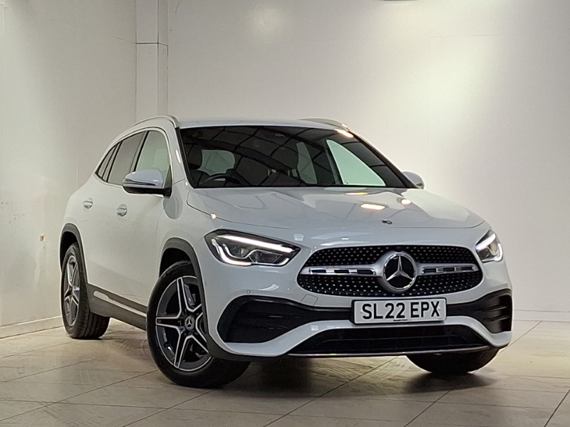 Mercedes-Benz GLA Class Gla 200 Amg Line Premium White