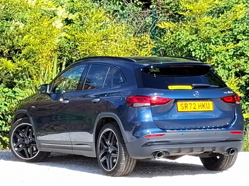 Mercedes-Benz GLA Class Gla 35 4Matic Premium Blue #2