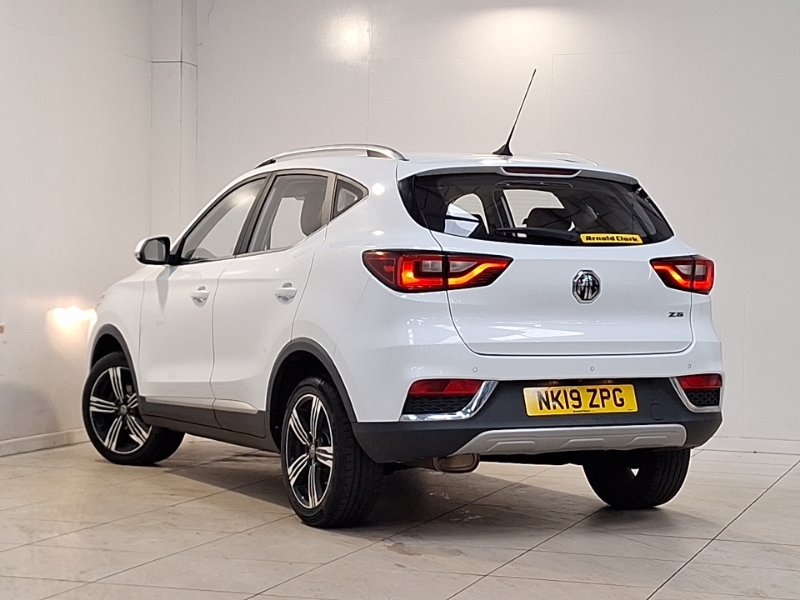 MG ZS 1.5 Vti-tech Exclusive White #2