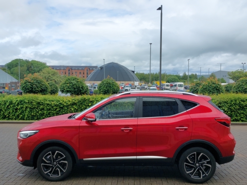 MG ZS 1.5 Vti-tech Exclusive Red #4