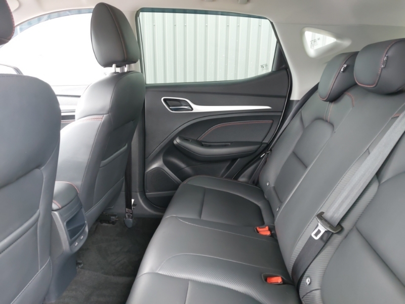 MG ZS 1.0T Gdi Exclusive Dct Silver #6