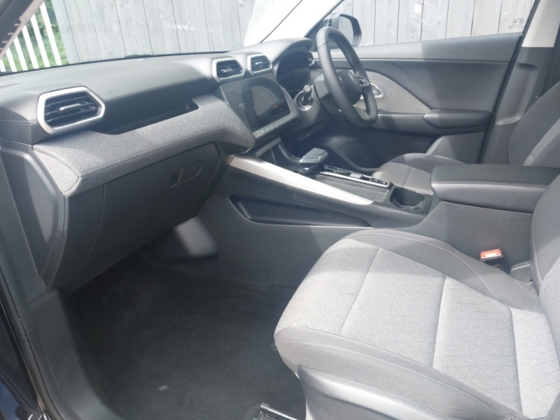 MG ZS 1.5 Hybrid Se Black #5