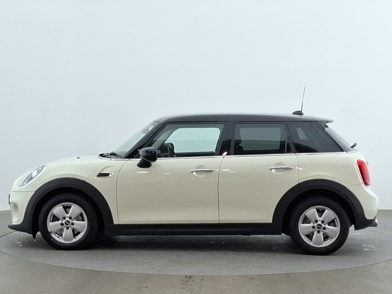 Mini Hatch 1.5 Cooper Classic II KN70OKF White #4