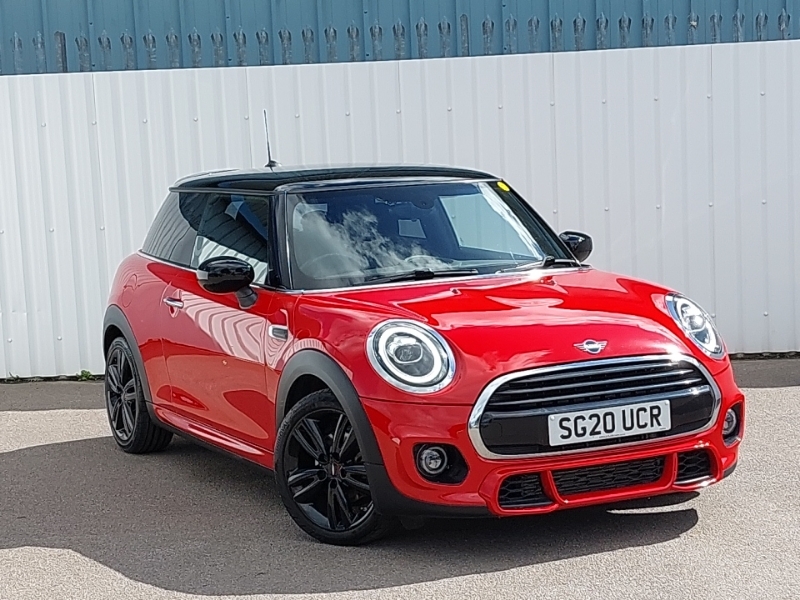 Mini Hatch 1.5 Cooper Sport II Red