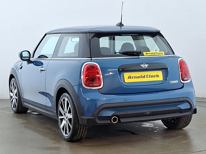 Mini Hatch 1.5 Cooper Classic EO22LWV Blue #2