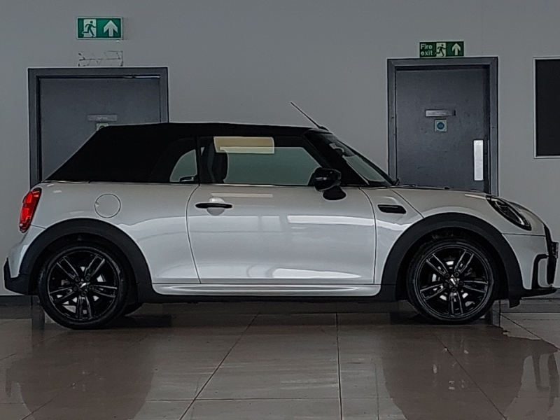 Mini Convertible 1.5 Cooper Sport Premium White #3